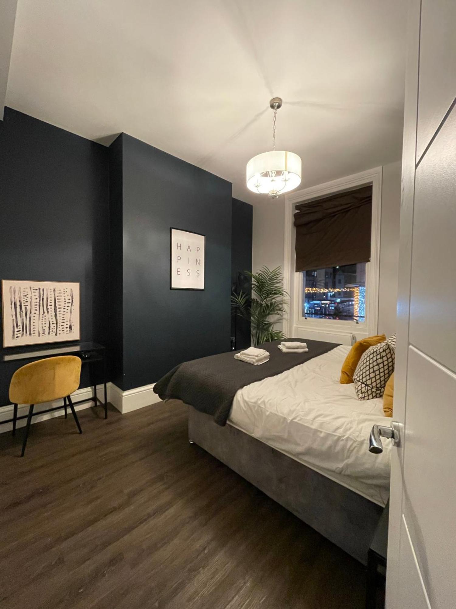 Centre 2 Bed, Perfect Cosy Stylish Apartment, Close To Shops And Beach! Sleeps 6 Brighton